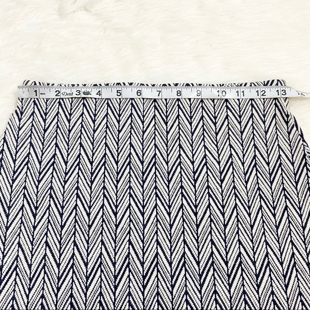 ZARA Print Mini Skirt - Picture 2 of 4